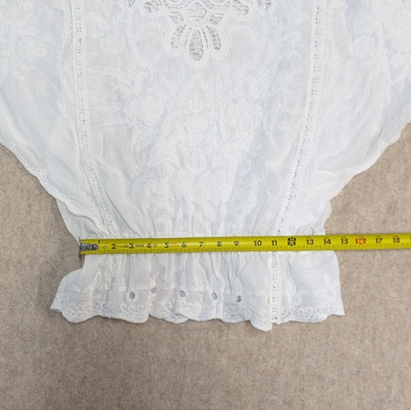 Democracy White Lace All Cotton Grandma Chic Blouse Size Medium Bridal Beach - Picture 5 of 9